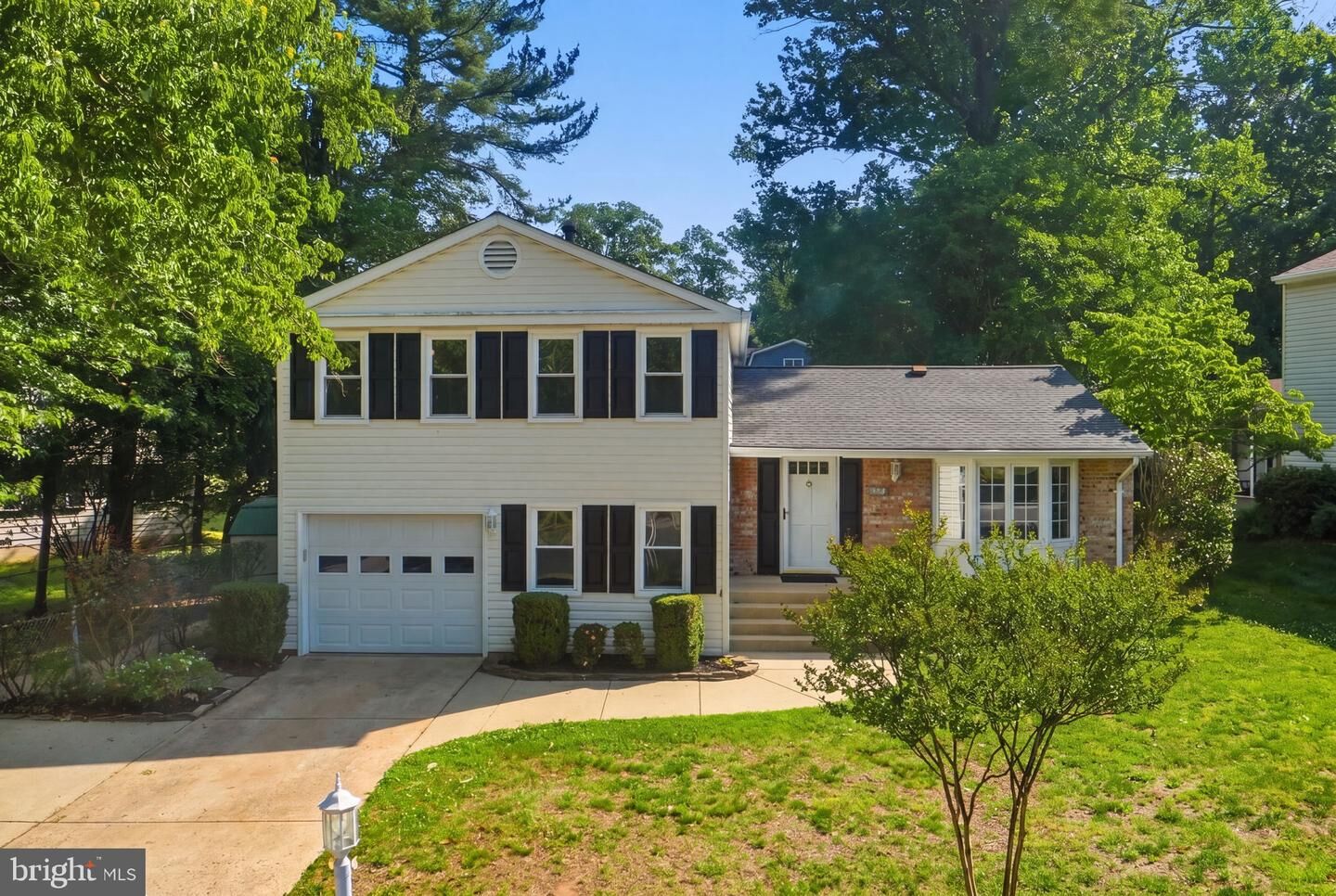 Property Photo:  2023 Freedom Lane  VA 22043 