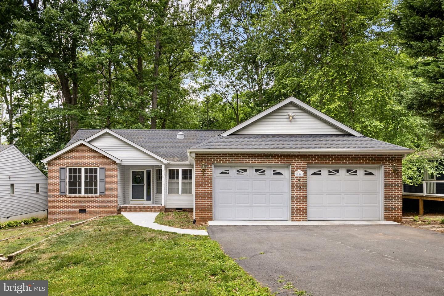 Property Photo:  104 Federal Road  VA 22508 