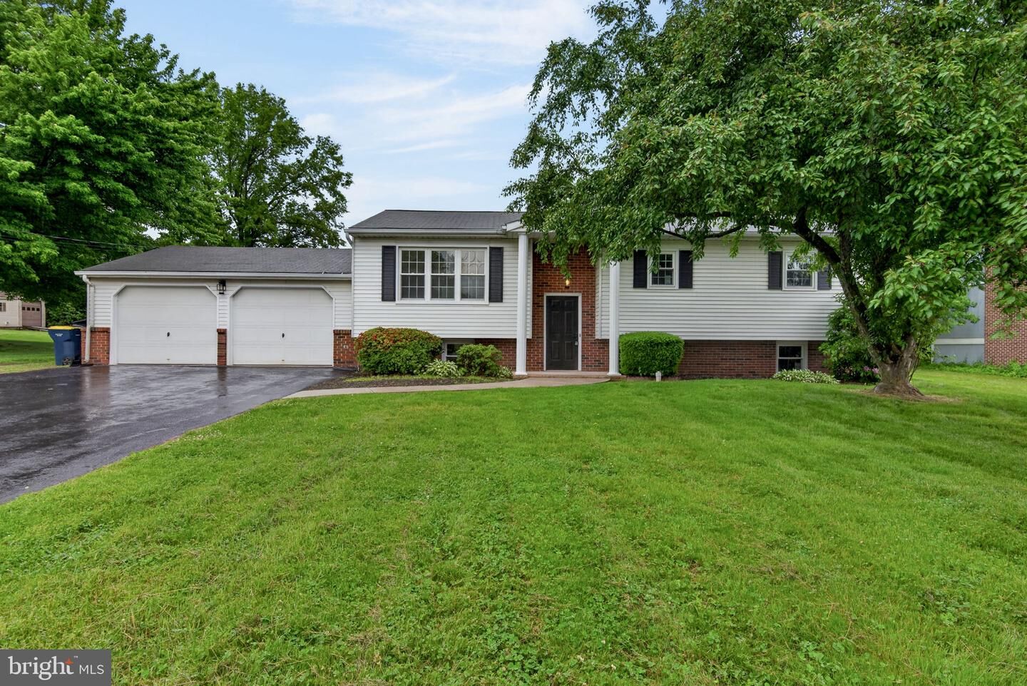 Property Photo: 1770 Oberlin Road PA 17057