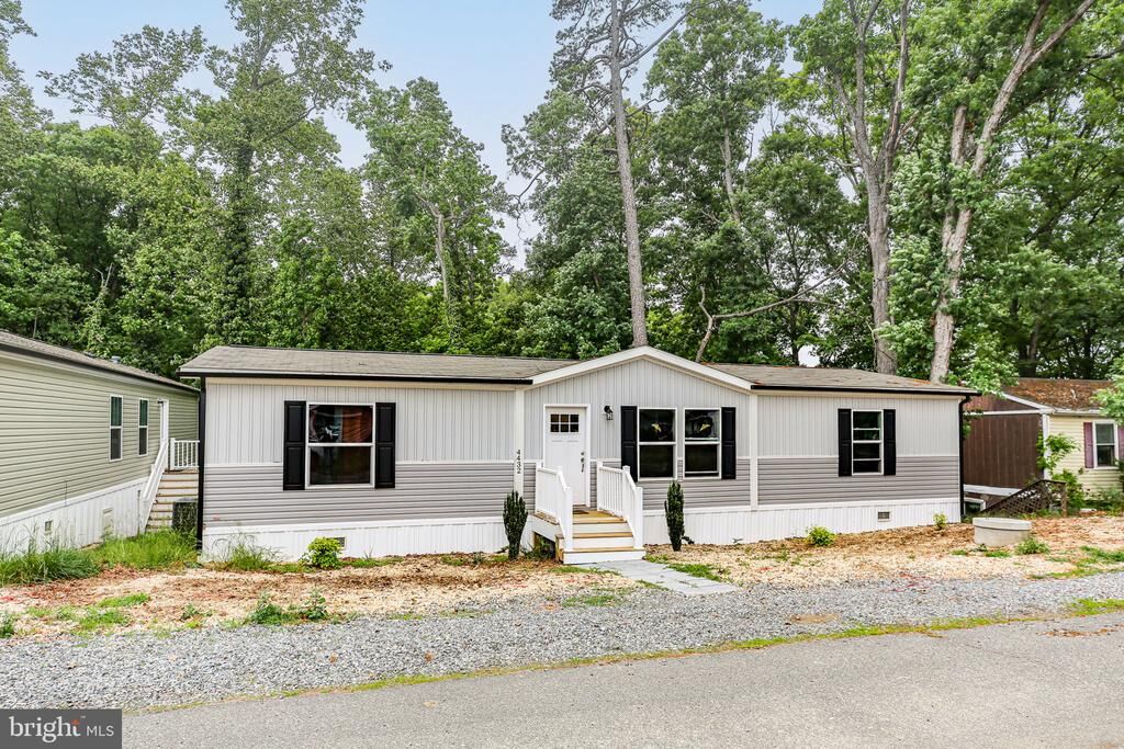 Property Photo:  4432 Hotchkiss St  VA 22408 
