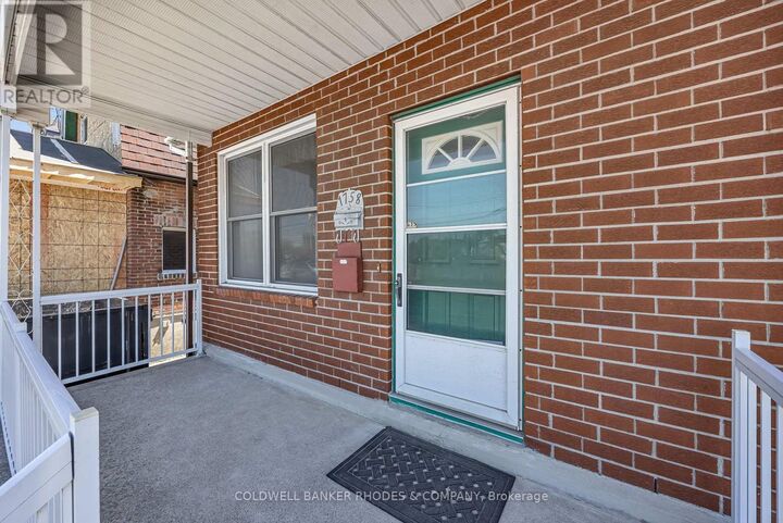 Property Photo: 1758 Scott Street ON K1Y 2N6