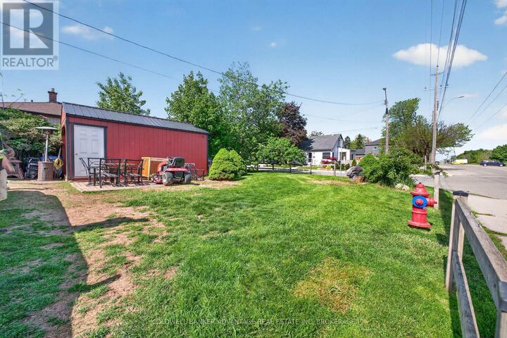 Property Photo:  614 Waterloo Street  ON L8H 6V5 