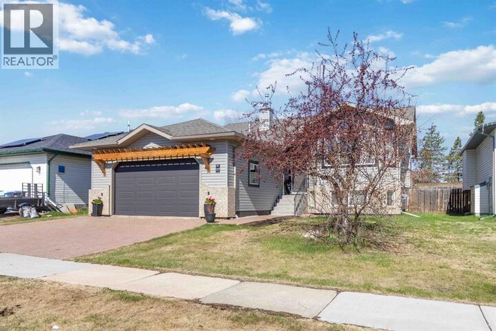Property Photo:  193 Boisvert Place  AB T9K 1S8 