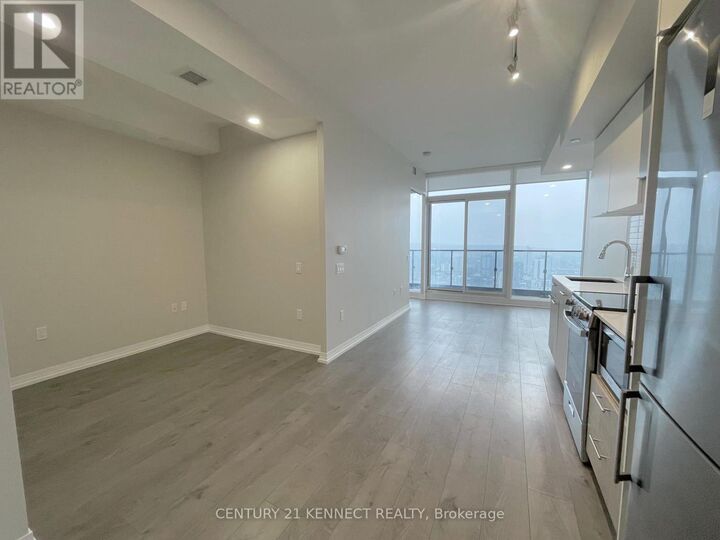 Property Photo:  251 Jarvis Street Ph14  ON M5B 0C3 