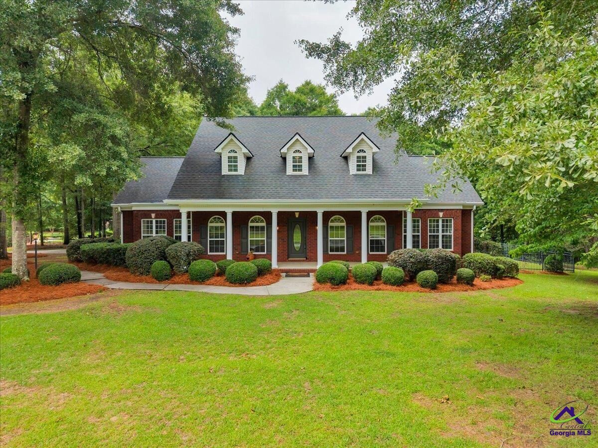 Property Photo:  213 Sabre Drive  GA 31005 