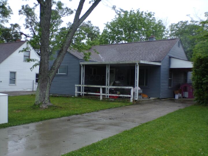 Property Photo:  2347 Park Court  OH 43224 