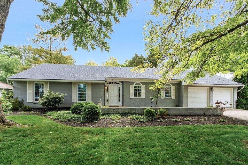 Property Photo:  4304 Braunton Road  OH 43220 
