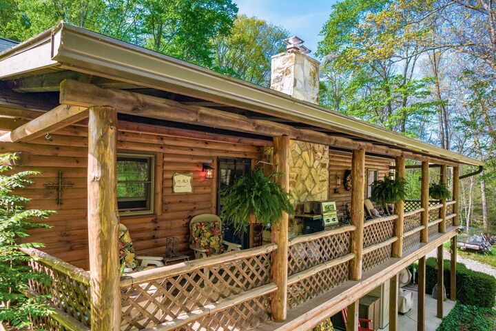 Property Photo:  31280 Anglebrook Lane  OH 43138 