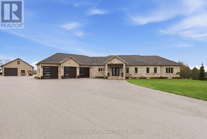 Property Photo: 565332 Sideroad 7A ON N0H 1N0