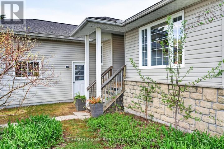 Property Photo:  27 Walter Street  ON P1H 1W2 