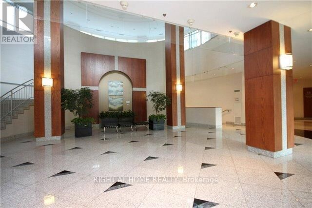 Property Photo:  16 Harrison Garden Boulevard 406  ON M2N 7J6 