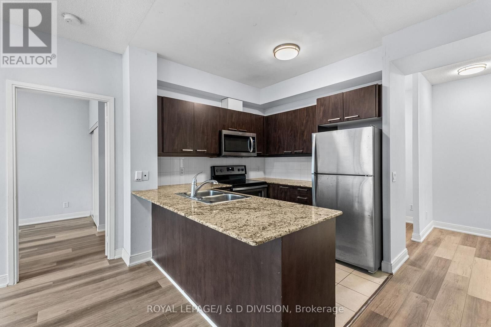 Property Photo: 220 Redpath Avenue 508 ON M4P 0A4
