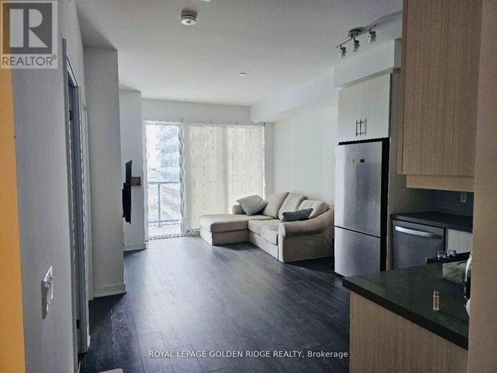 Property Photo:  85 Oneida Crescent 1410  ON L4B 0A6 