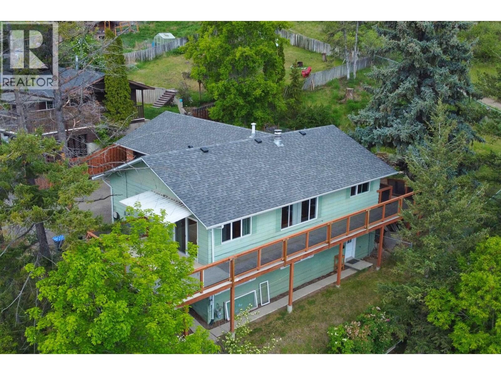 Property Photo:  1290 Twelfth Avenue  BC V2G 3X4 