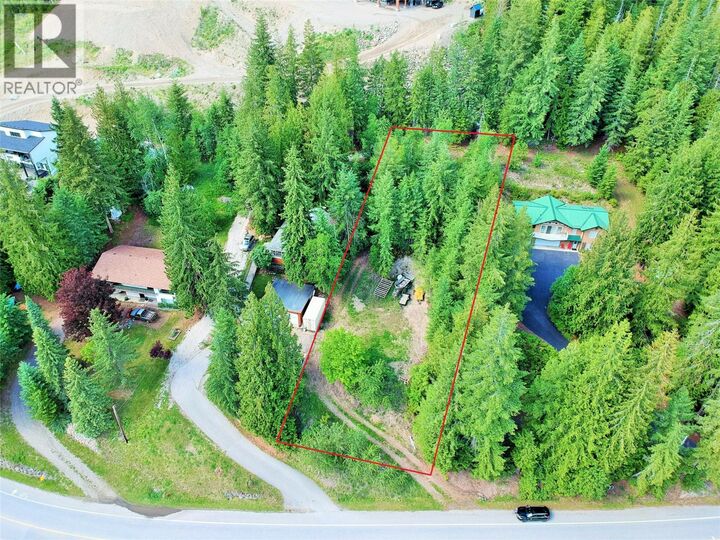 Property Photo: 10 Old Town Road BC V0E 2V4