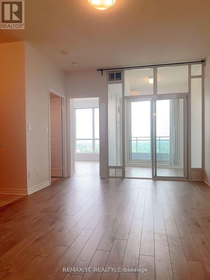 Property Photo: 18 Holmes Avenue 1401 ON M2N 0E1