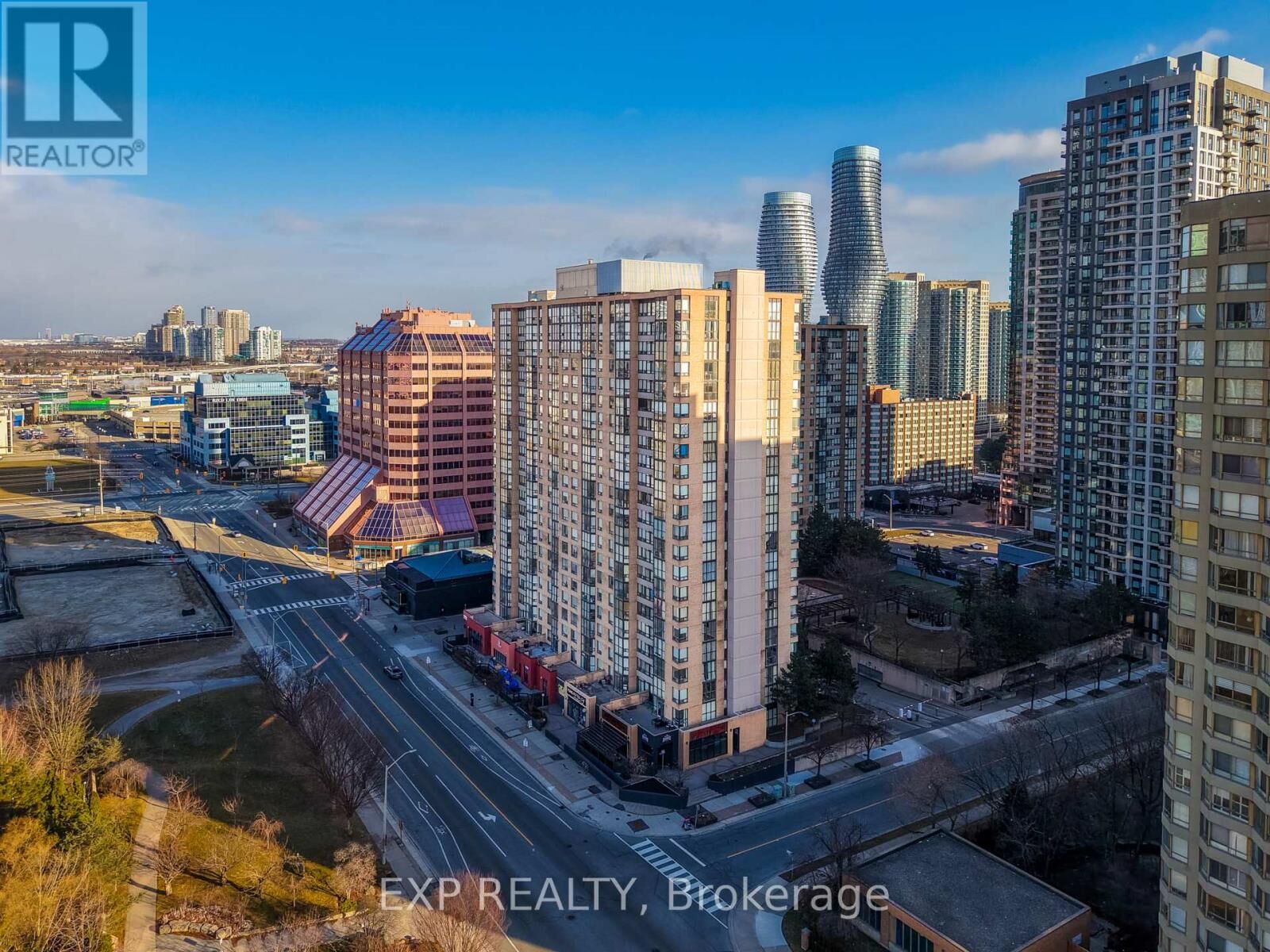 Property Photo: 265 Enfield Place 510 ON L5B 3Y7