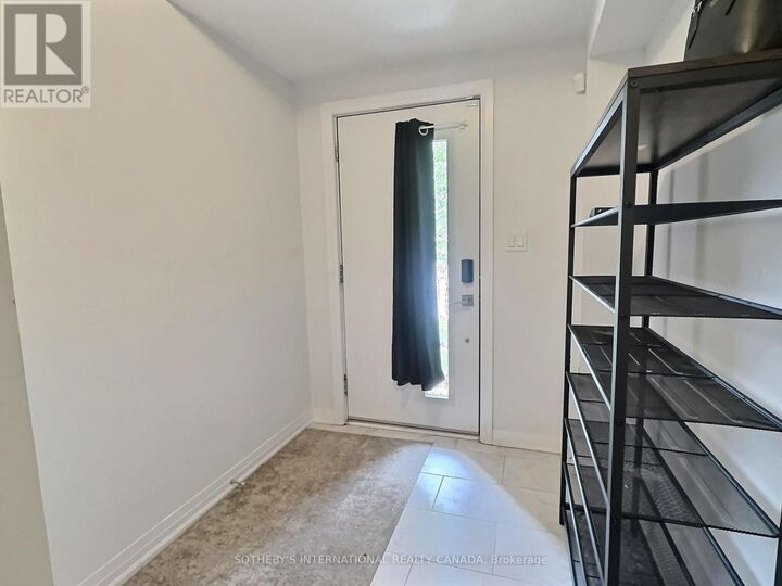 Property Photo:  51 Sparrow Avenue 11  ON N1T 0E5 