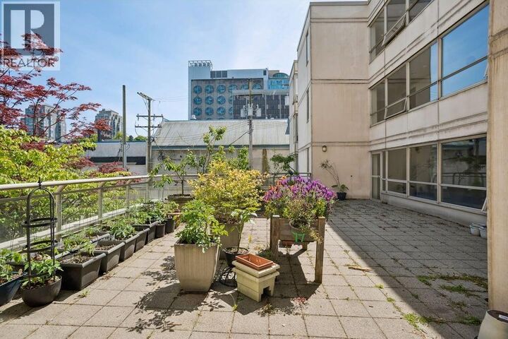 Property Photo:  2348 Heather Street 501  BC V5Z 3H9 