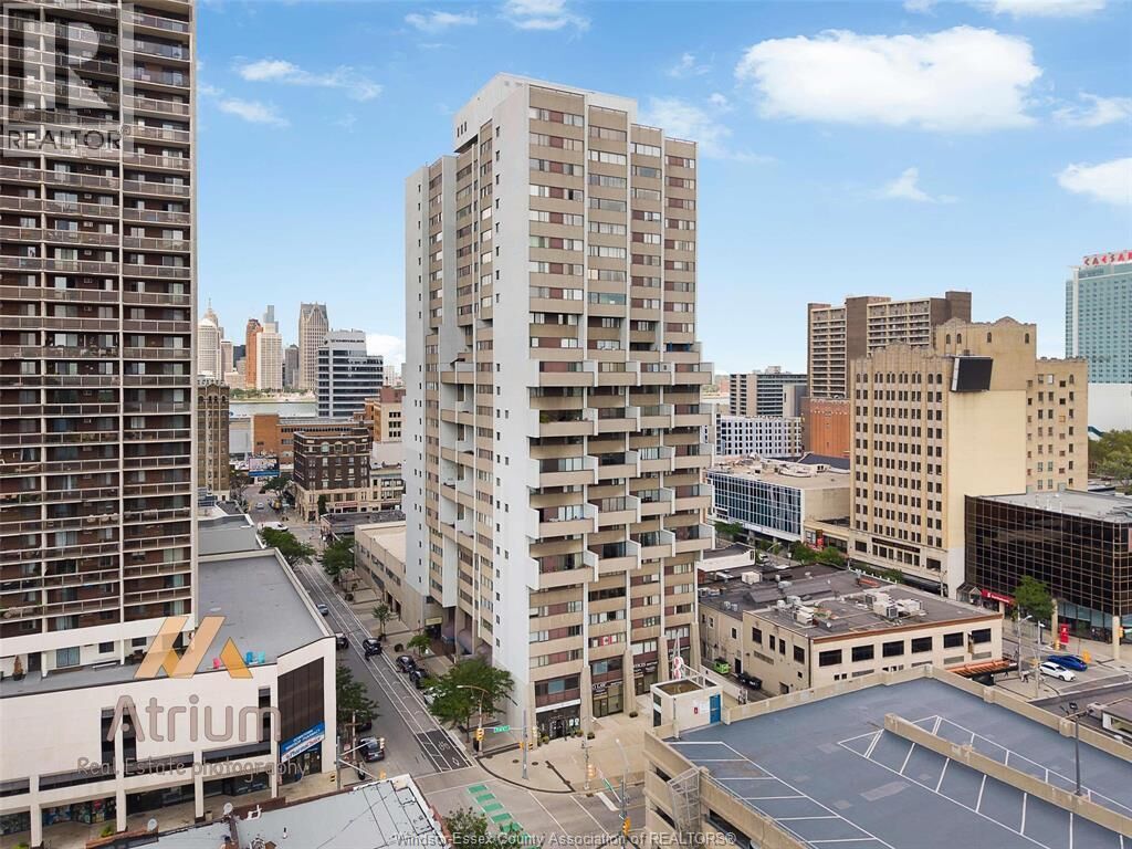 Property Photo:  380 Pelissier 1103  ON N9A 6V7 