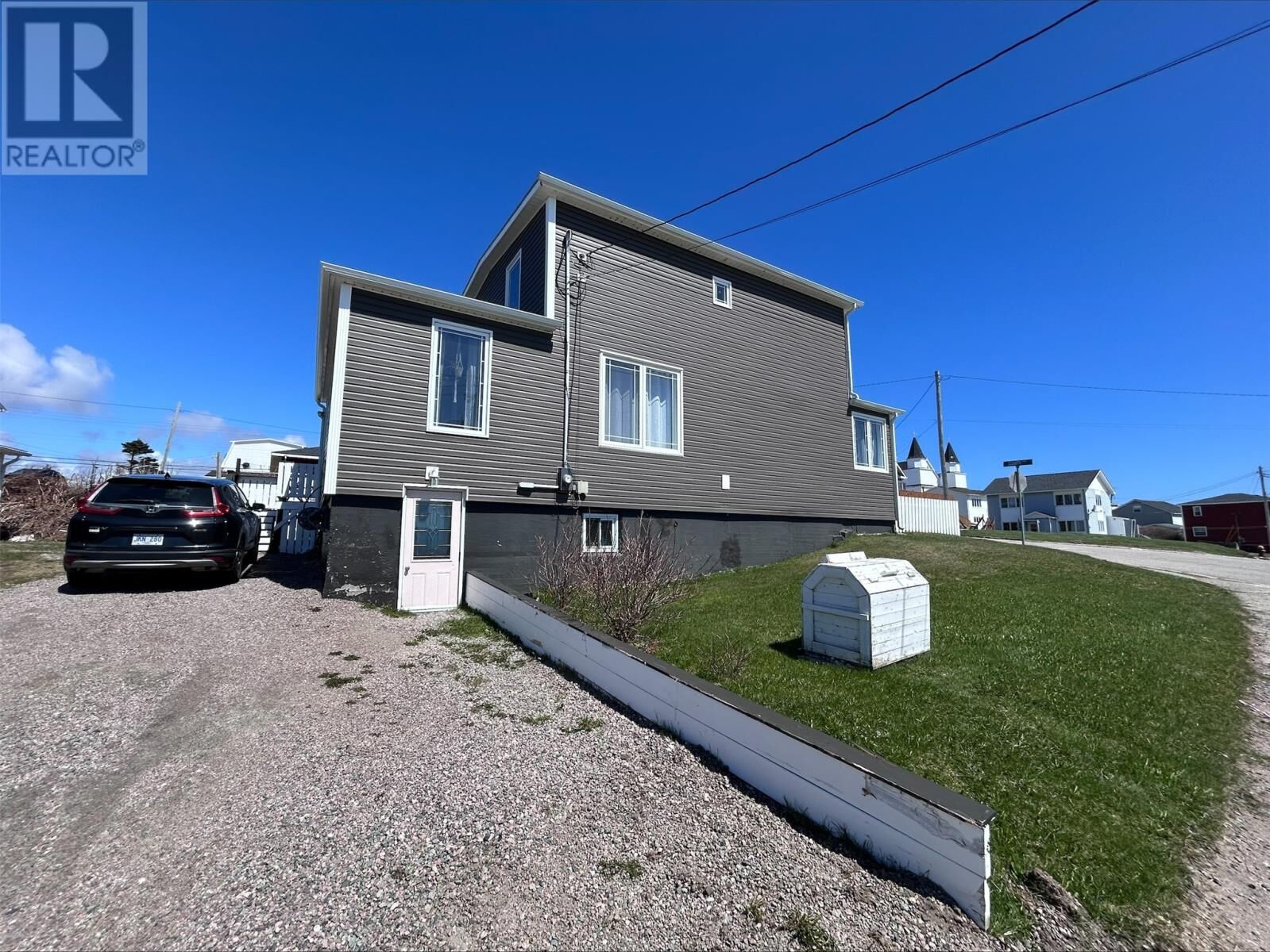 Property Photo:  1 Elizabeth Avenue  NL A0M 1C0 