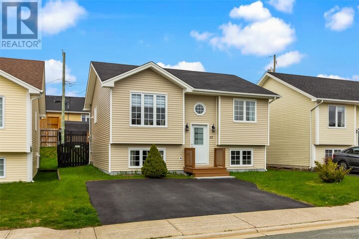 Property Photo:  13 Long Beach Street  NL A1G 1X4 