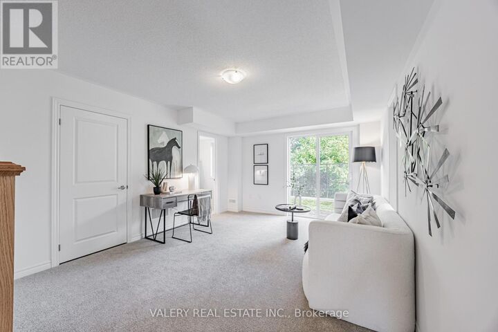 Property Photo:  135 Pidgeon Street  ON M1L 0J3 