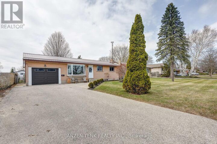 Property Photo:  24 Centennial Avenue  ON N5H 2X2 