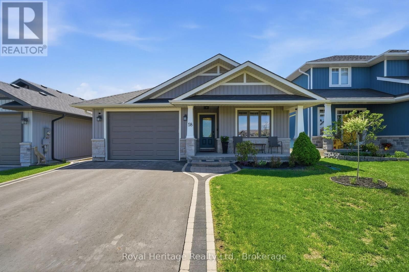 Property Photo:  58 Glenview Crescent  ON K8P 0G3 