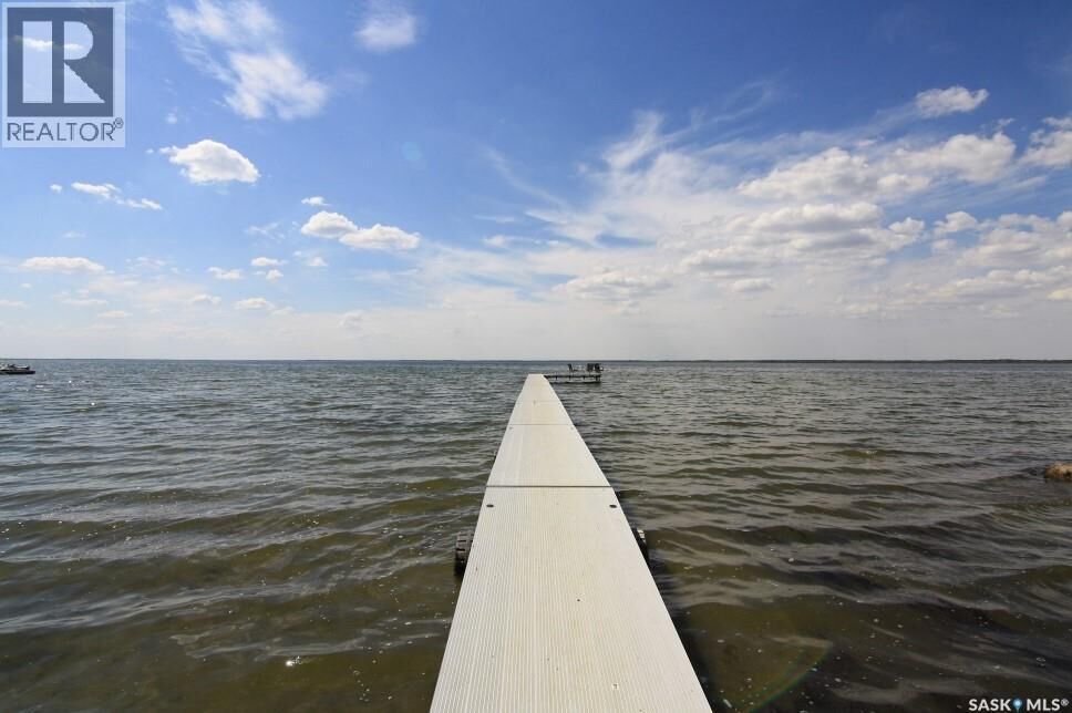 Property Photo:  212 Lakeside Crescent  SK S0A 0L0 