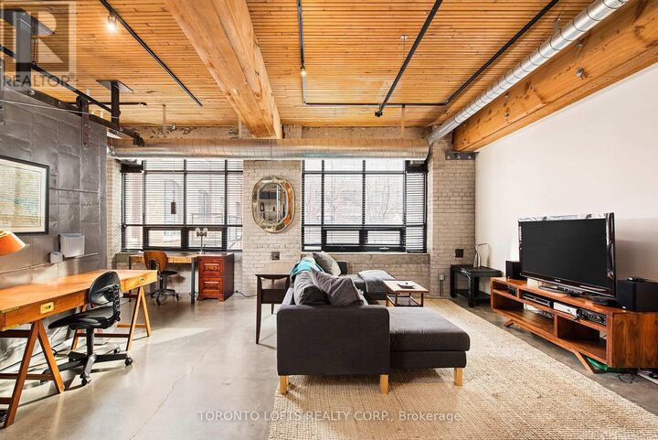 Property Photo:  68 Broadview Avenue 201  ON M4M 2E6 