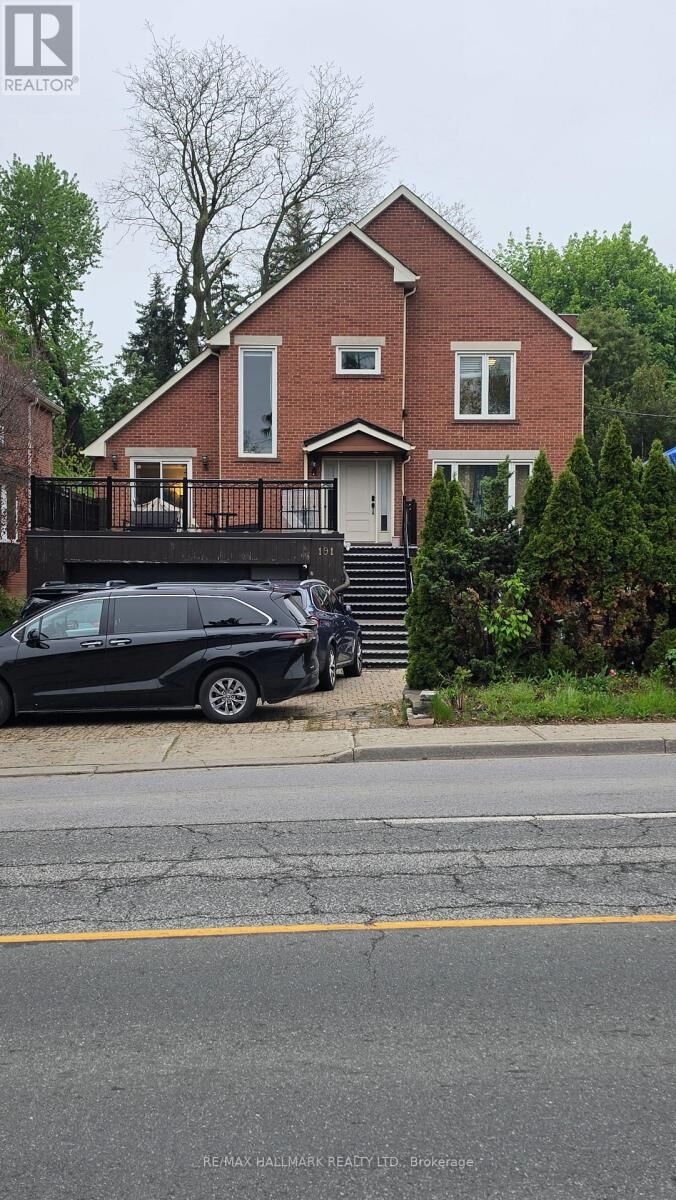 Photo de la propriété:  191 York Mills Road Ground  ON M2L 1K8 