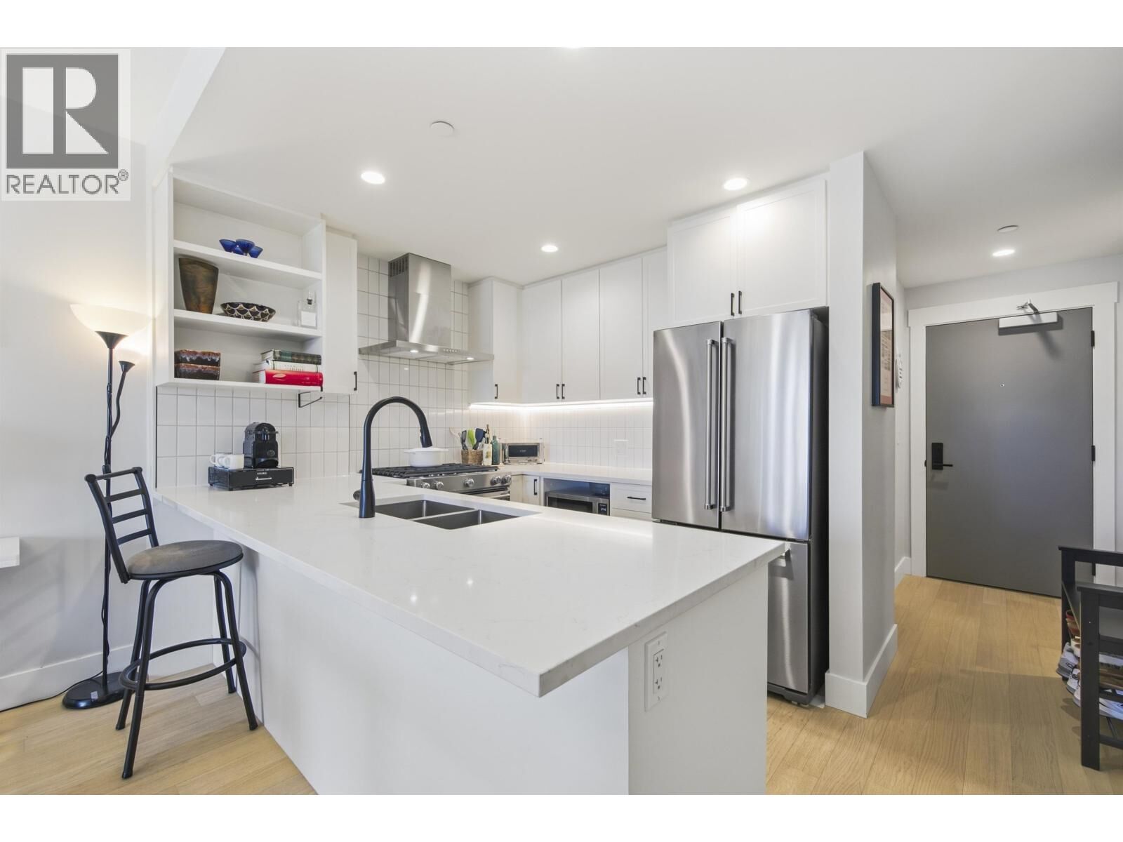 Property Photo:  22265 Dewdney Trunk Road 204  BC V2X 3J1 