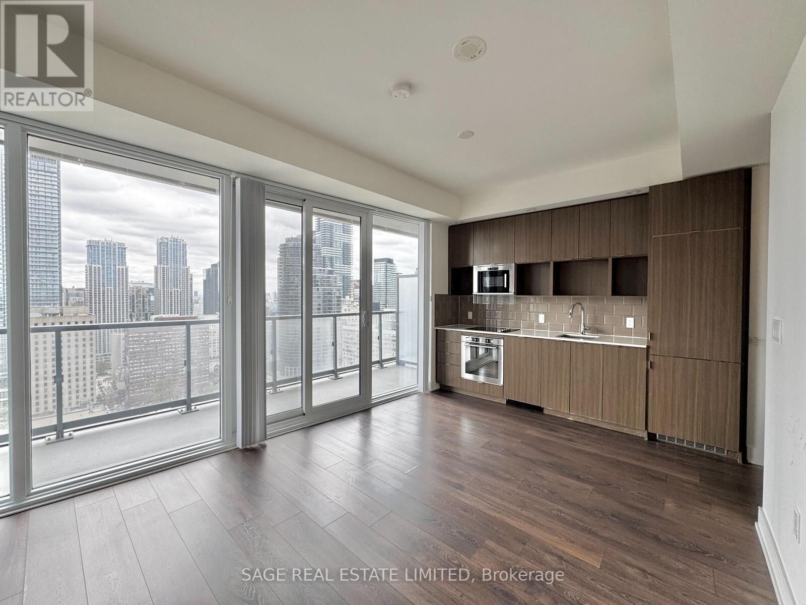 Property Photo: 89 McGill Street 2701 ON M5B 0B1