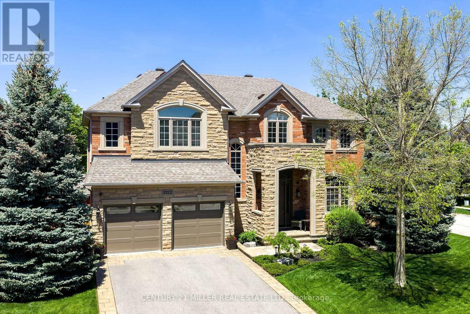 Property Photo: 3122 Saddleworth Crescent ON L6M 0A8