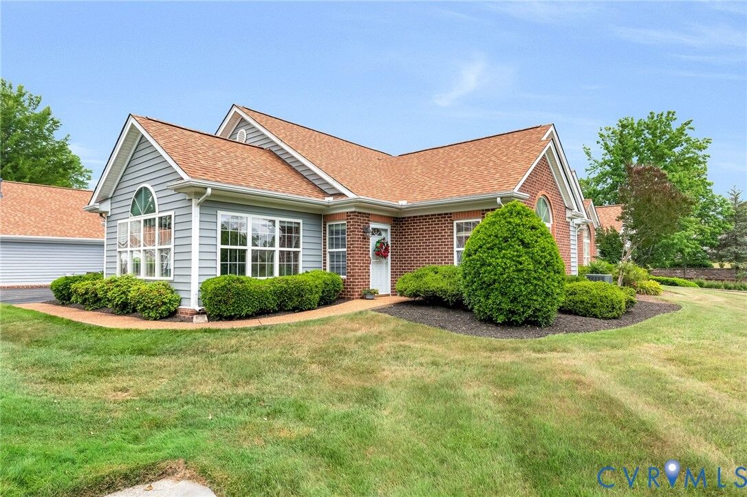 Property Photo: 14119 Norwood Pond Lane VA 23112