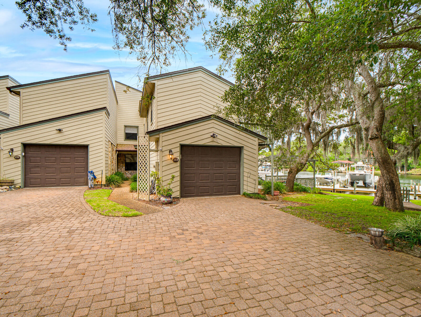 Property Photo:  268 Kidd Street  FL 32548 