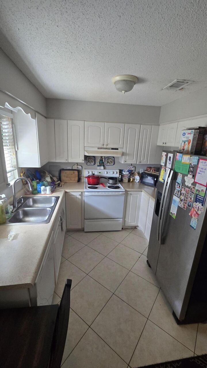 Property Photo:  334 Harris Street  FL 32569 
