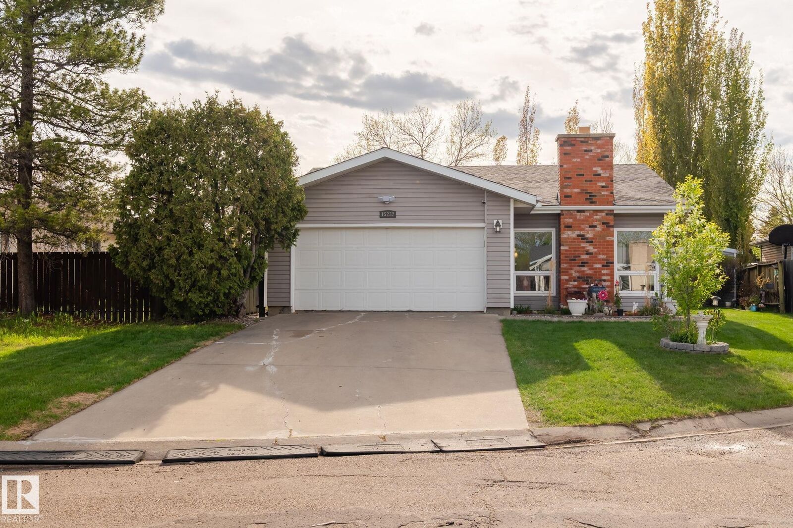 Property Photo: 15232 120 NW AB T5X 1N9