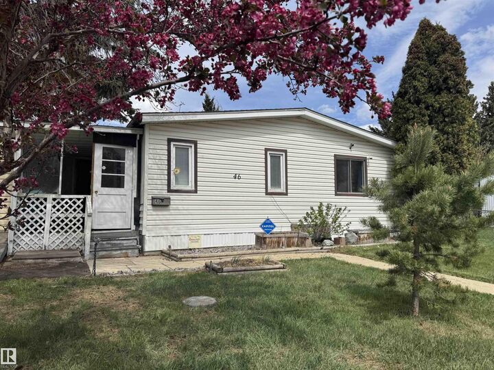 Property Photo:  #46 4204 47 St  AB T9A 2H5 