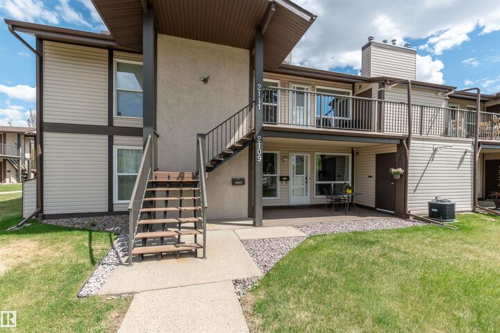 Property Photo:  2109 Saddleback Road NW  AB T6J 4T4 