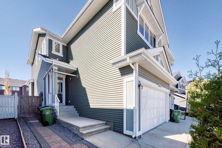 Property Photo:  267 Sturtz Bend  AB T9E 0X4 