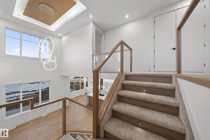 Property Photo:  4276 Charles Close SW  AB T6W 1A7 