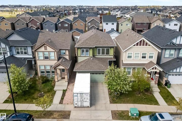 Property Photo:  5842 Anthony Crescent SW  AB T6W 3H5 