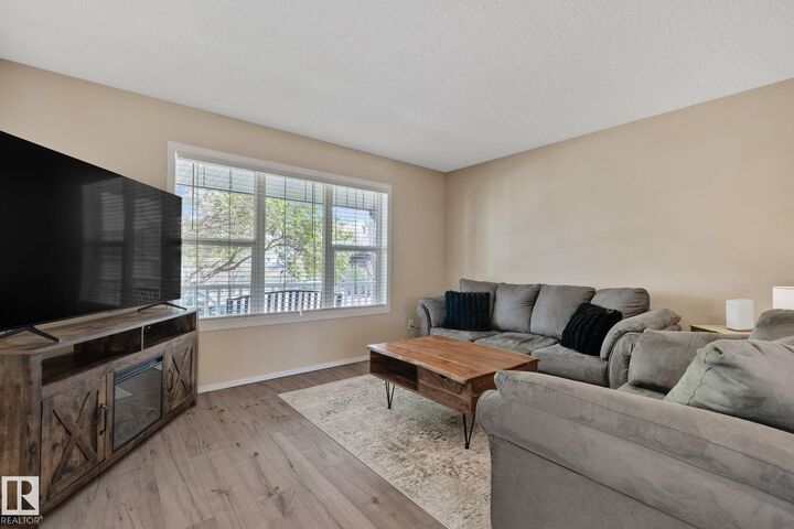 Property Photo:  15608 44 Street NW  AB T5Y 3H1 