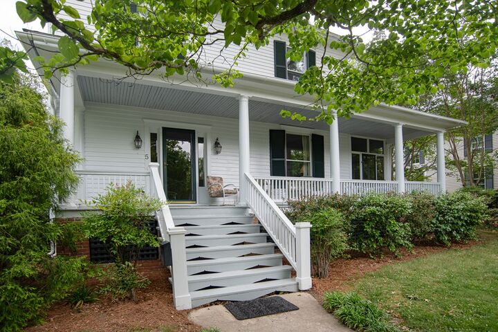 Property Photo:  5 Market St  VA 23417 