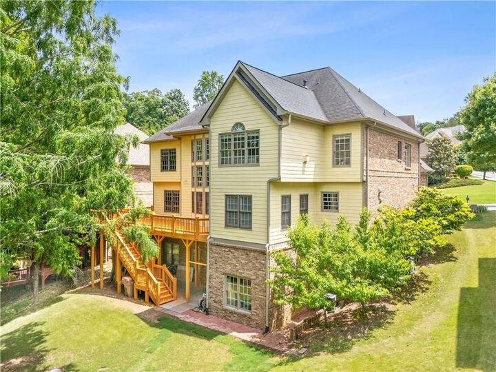 Property Photo: 6095 Bailey Ridge Drive GA 30097