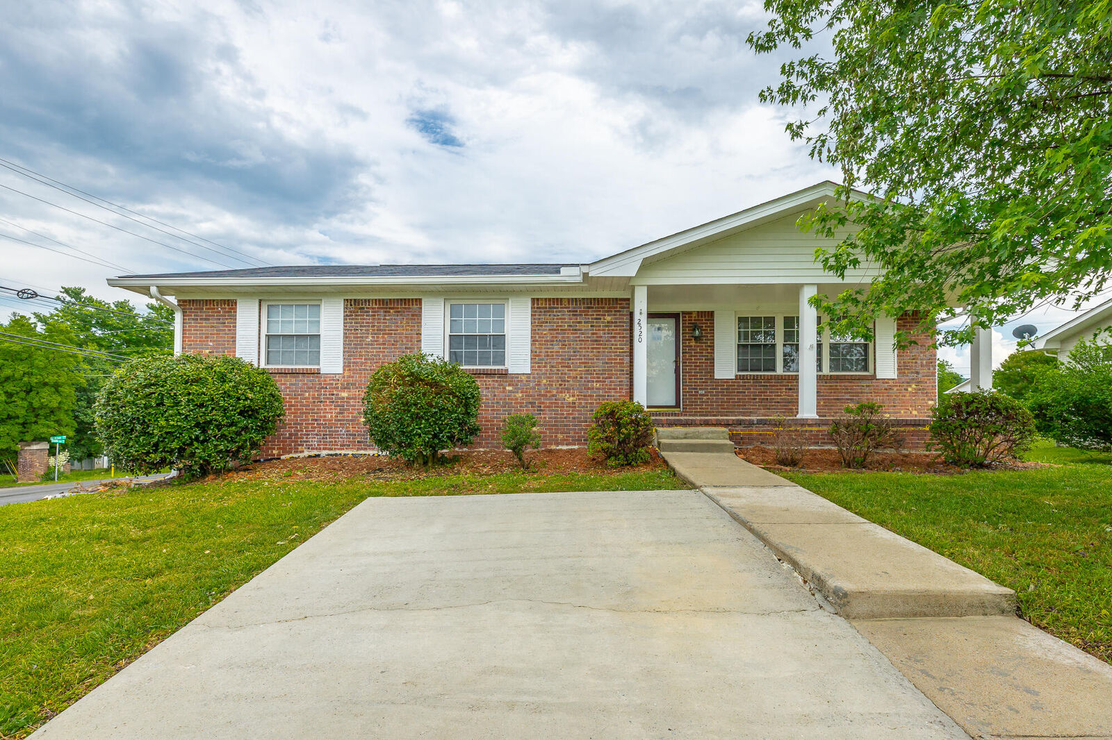 Property Photo: 2520 Sharron Drive TN 37421