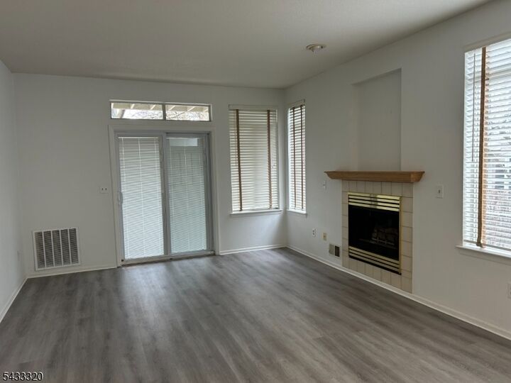 Property Photo:  65 Wentworth Road  NJ 07921 