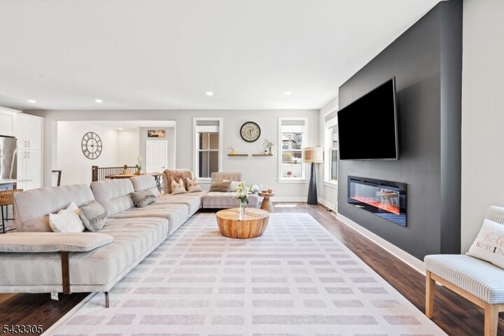 Property Photo: 71 Village Dr NJ 08558